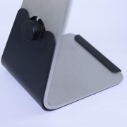 IMAC STAND CLOSE UP