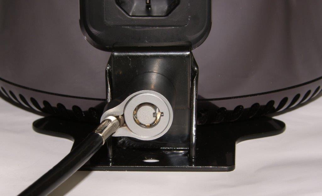mac pro plate close up